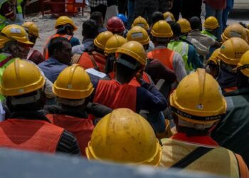 PERUBAHAN dasar dan syarat yang bertindih berkaitan pekerja asing menyebabkan majikan berdepan kesukaran meneruskan operasi akibat kekurangan tenaga kerja.