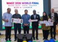 ISAC Saminathan (tiga dari kanan), Mohd. Jamal Salleh (kiri) pda majlis pelancaran Kejohanan Akhir Dunia World Amateur Golfers Championship (WAGC) 2026 di Johor baru-baru ini.