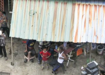 CADANGAN membina penempatan khas kepada etnik Rohingya di negara ini dilihat bakal membebankan kewangan negara.