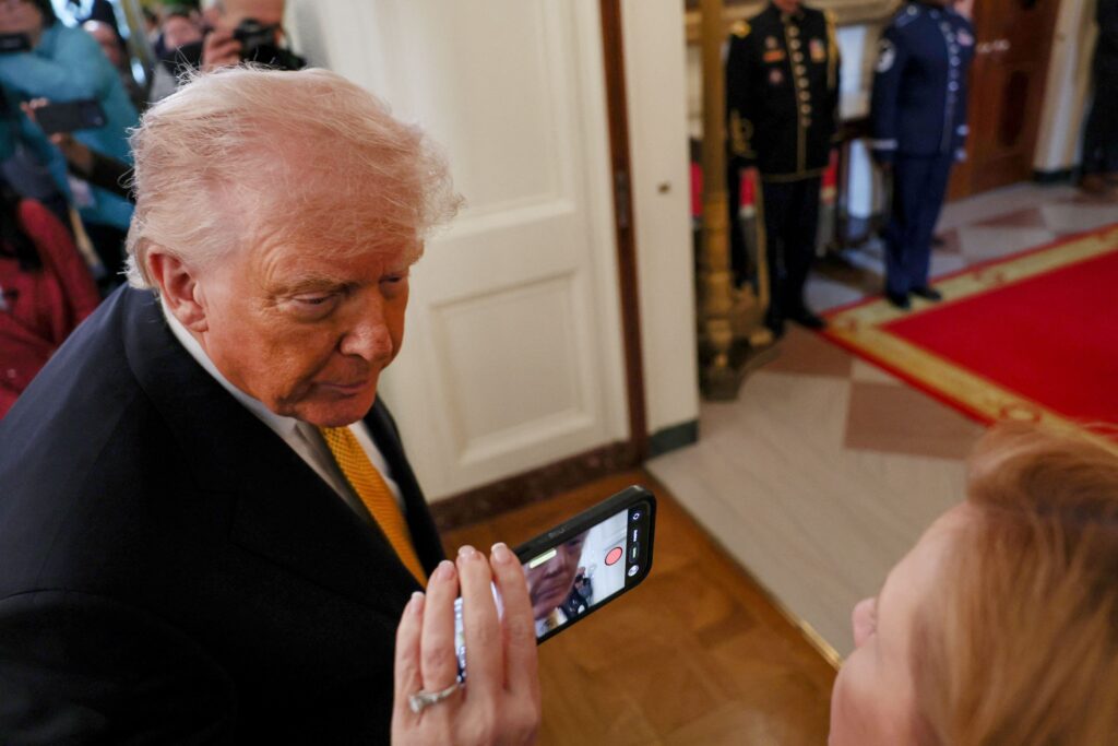 Trump bangun tinggalkan wawancara NBC secara mengejut