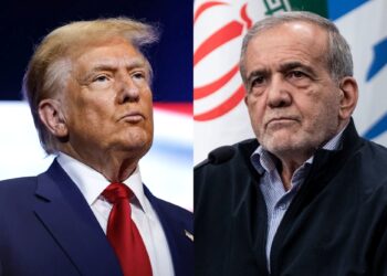 DONALD Trump (kiri) dan Presiden Iran, Masoud Pezeshkian. - Getty Images