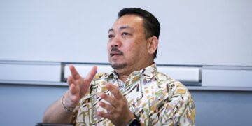 DR. ANUAR AHMAD