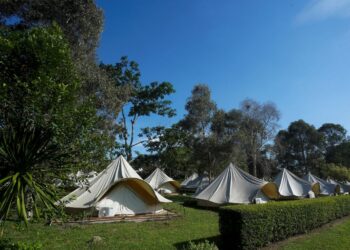 aktiviti glamping kini semakin mendapat tempat sebagai pilihan rekreasi moden.