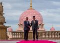 ANWAR Ibrahim bersalaman dengan Tarique Rahman semasa Majlis Sambutan Rasmi Perdana Menteri Bangladesh di Perdana Putra, Putrajaya semalam.