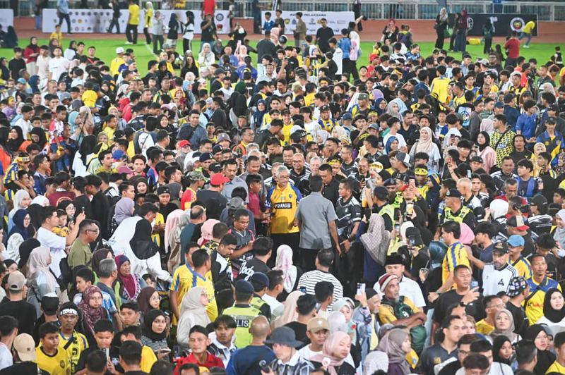 Stadium Darul Makmur kembali bergema