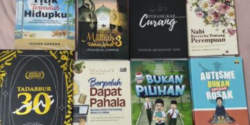 ilmu yang bermanfaat mampu menjadikan seseorang terus ‘hidup’ dalam ingatan dan manfaat yang dinikmati generasi demi generasi.