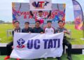 Pengurus pasukan UC TATI, Ahmad Nur Aiman Ahmad Jalani (tengah) bersama barisan atlet yang kini dalam misi memburu podium siri kedua Varsity Track & Field 2026 yang berlangsung selama tiga hari berakhir pada 7 Jun 2026 bertempat di Universiti Sultan Zainal Abidin(UniSZA), Kuala Nerus, Terengganu.