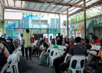 Hari Terbuka Bersama Gelandangan di Pusat Khidmat Gelandangan Medan Tuanku, Kuala Lumpur. -UTUSAN/ M. FIRDAUS M. JOHARI