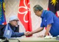 NASIB hubungan kerjasama di antara Pas yang dipimpin oleh Tan Sri Abdul Hadi Awang (kiri) dan Bersatu dipimpin Tan Muhyiddin Yassin dijangka diketahui hari ini.
