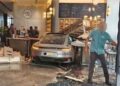 KEADAAN lobi sebuah hotel yang dirempuh oleh sebuah kereta jenis Porsche di Persiaran Gurney, George Town, Pulau Pinang. - GAMBAR/MEDIA SOSIAL