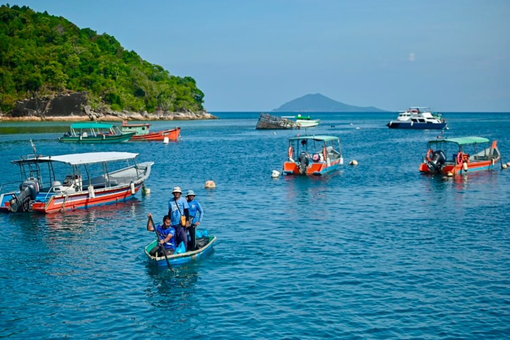 Laut Malaysia semakin tenat