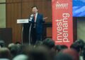 CHOW Kon Yeow ketika berucap merasmikan Penang Career Discovery Day X Penang HR Foward Forum 2026, di George Town, Pulau Pinang hari ini.-UTUSAN/DANIAL SAAD
