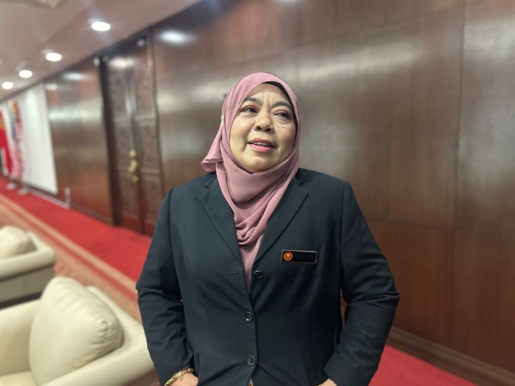 Sanusi tidak label parti dalam kerajaan negeri – E