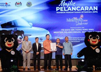 CHIEW Choon Man ketika Majlis Pelancaran Nombor Pendaftaran Istimewa (NPI) Visit Malaysia 2026 di Putrajaya.