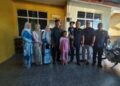NOOR Immarzaliza Abdul Rahim memangku Mohd. Rayhan Qersani Muharram di samping bapanya, Abdul Rahim Hashim ketika ditemui di Bandar Puteri Jaya, Sungai Petani, Kedah, semalam.