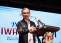 FAHMI Fadzil semasa berucap pada majlis di Kota Bharu, Kelantan hari ini-UTUSAN/KAMARUL BISMI KAMARUZAMAN.