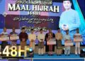 MENTERI Besar Johor, Datuk Onn Hafiz Ghazi bergambar bersama penerima Anugerah Maal Hijrah sempena Sambutan Maal Hijrah 1448H Peringkat Negeri Johor di Dewan Utama Majlis Bandaraya Iskandar Puteri (MBIP), di sini. UTUSAN/RAJA JAAFAR ALI