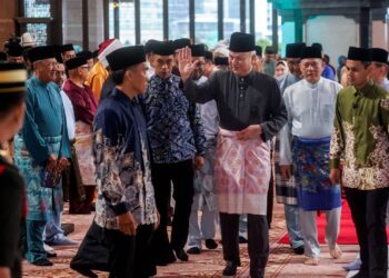 SULTAN Nazrin Muizzuddin Shah berkenan hadir Majlis Sambutan Maal Hijrah Peringkat Kebangsaan 1448H di Masjid Putra, Putrajaya. - UTUSAN/FAISOL MUSTAFA