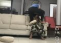 TANGKAP layar rakaman video tular di media sosial memaparkan kejadian seorang pembantu rumah warga Indonesia dipukul majikannya.