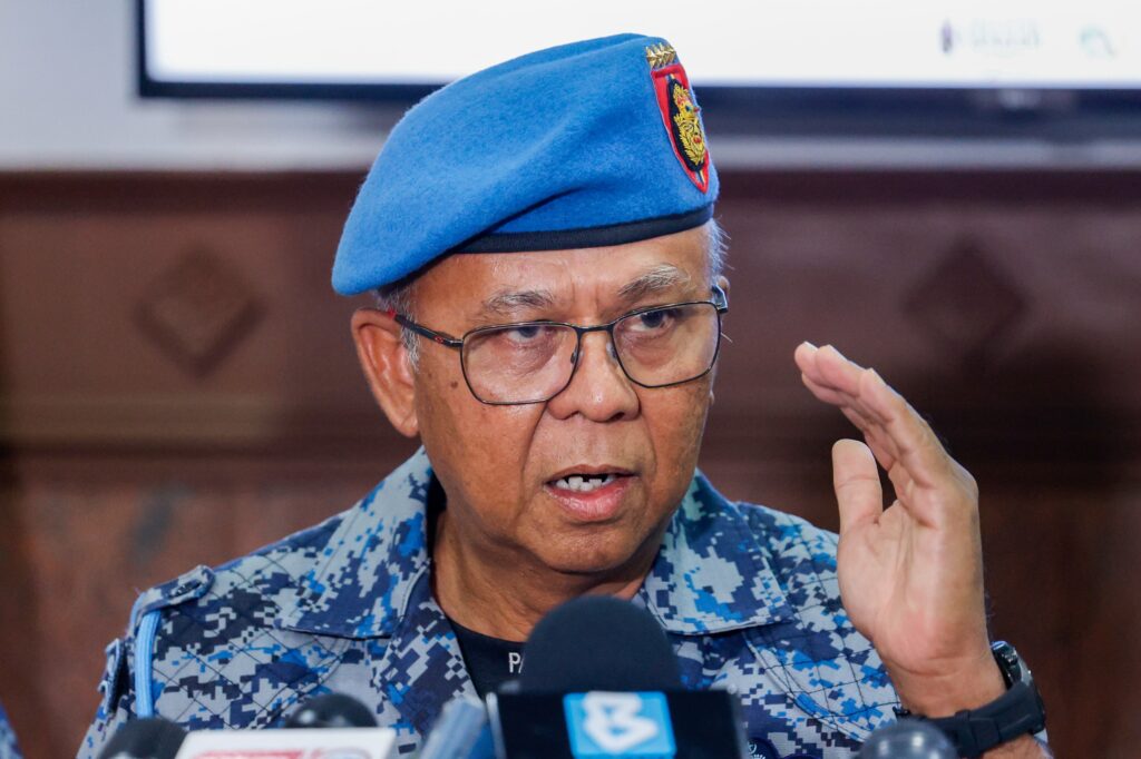 RMAF Reviews Plans to Replace Aging C-130H Transport Aircraft