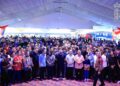 TUNKU Mahkota Ismail (tengah) berkenan menghadiri program bersama rakyat di TMIYC Muar, di sini hari ini.