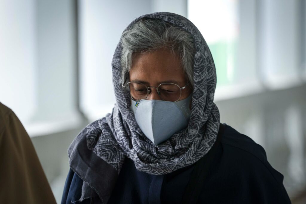 Court sets August 3 for hearing in Tun Daim Zainuddin's daughter's case