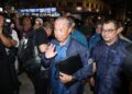 MUHYIDDIN Yassin tiba di mesyuarat Majlis Tertinggi PN bersama pimpinan Bersatu di Pejabat Agung Pas, Jalan Raja Laut, di sini. - UTUSAN/AMIR KHALID