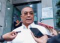 MUHAMMAD Sanusi Md. Nor ketika ditemui selepas mesyuarat pengagihan kerusi PN bagi Pilihan Raya Negeri (PRN) Johor, di Ibu Pejabat PAS, di sini hari ini. - UTUSAN/SHIDDIEQIIN ZON