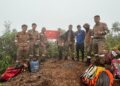 PASUKAN bomba meredah hutan belantara selama 14 hari bagi mencari dan menyelamat Jaslinda Saludin yang hilang di Gunung Batu Putih, Tapah pada 24 Mei lalu.