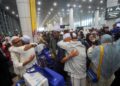 SEBAHAGIAN jemaah haji Andalusia disambut ahli keluarga ketika tiba di Balai Ketibaan KLIA di Lapangan Terbang Antarabangsa Kuala Lumpur (KLIA) Terminal 1, Sepang. - UTUSAN/FAISOL MUSTAFA
