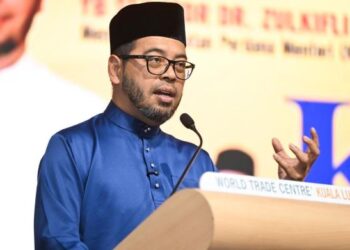 SENATOR DR. ZULKIFLI HASAN