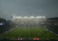 Hujan lebat membasahi Stadium Philadelphia ketika aksi Kumpulan I Piala Dunia 2026 antara Perancis dan Iraq dihentikan pada waktu rehat separuh masa susulan amaran ribut petir yang dikeluarkan pihak berkuasa tempatan hari ini. – AFP