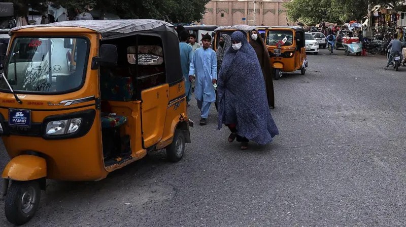 Dua maut sertai bantahan isu hijab di Herat