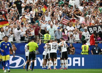 PEMAIN Jerman meraikan kejayaan mereka membelasah Curacao 7-1 dalam aksi Kumpulan E Piala Dunia di Stadium Houston, semalam. - AFP