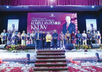 MAJLIS pelantikan watikah kumpulan pemikir KKDW.