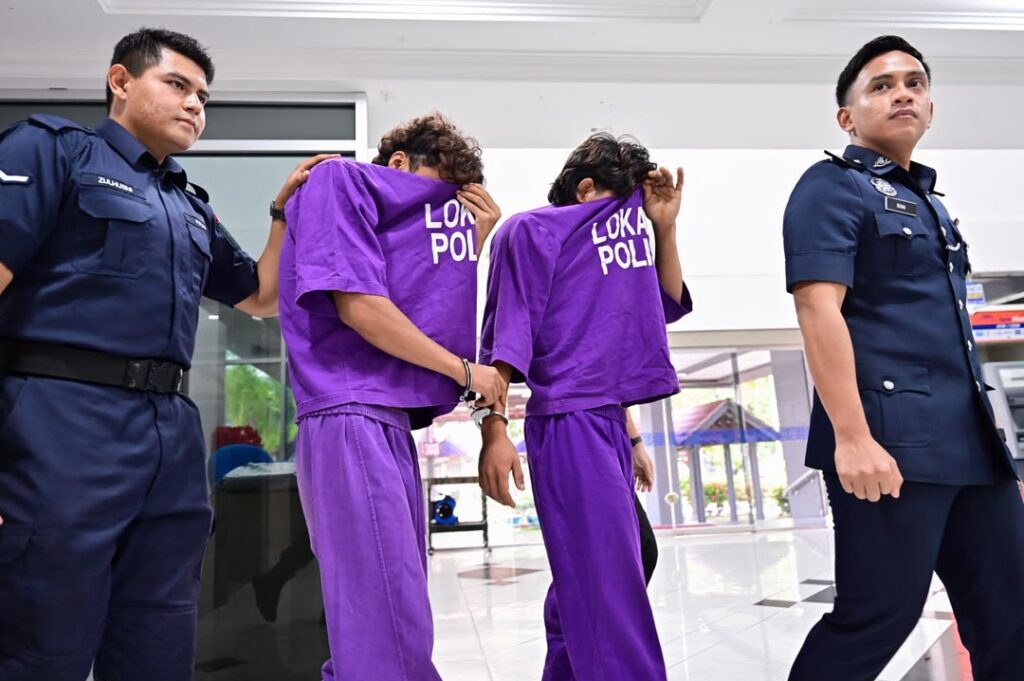 Dua lelaki direman tujuh kes pukul warga asing di 