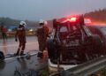KEADAAN kenderaan yang terlibat kemalangan maut meragut nyawa dua beradik di Jalan Besar Jengka 19, Maran, Pahang. - IHSAN JBPM Pahang