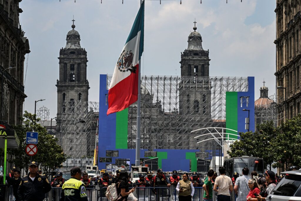 Mexico jamin aksi pembukaan Piala Dunia selamat