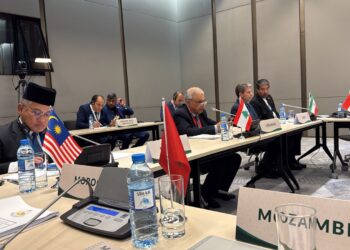 MOHD. Na'im Mokhtar ketika menyertai Persidangan Kesatuan Parlimen Negara-Negara Anggota Pertubuhan Kerjasama Islam (PUIC) Sesi ke-20, di Baku, Azerbaijan.