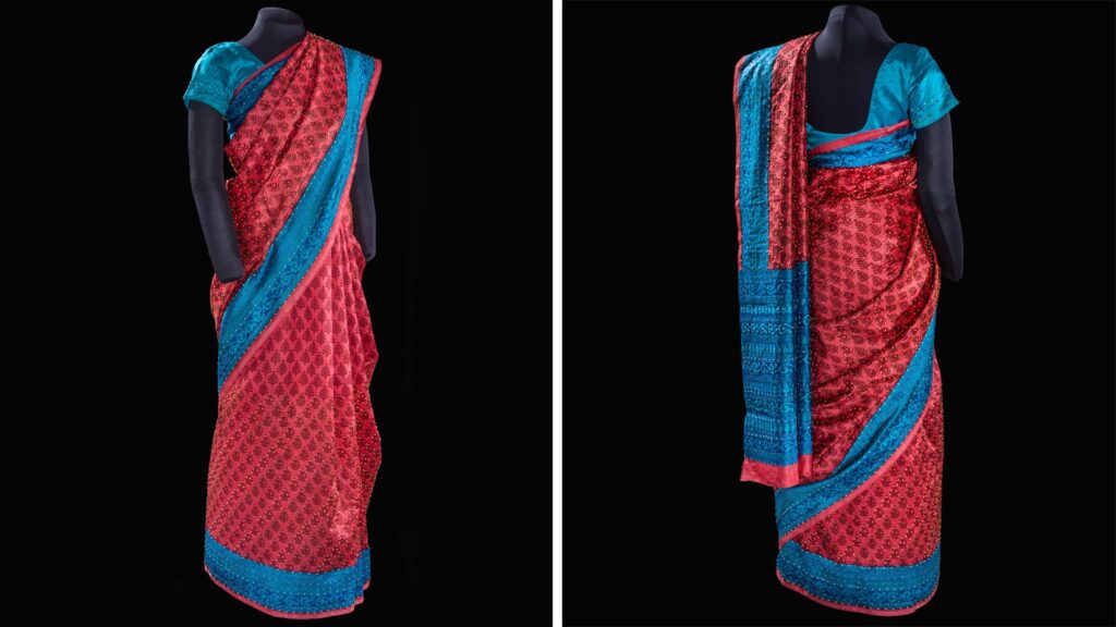 Silk sari becomes symbol of India's 'rocket women' Mars mission success