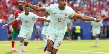 PERANCIS menjadi pasukan pertama menempah slot separuh akhir Piala Dunia 2026 selepas menewaskan Maghribi  2-0-AFP