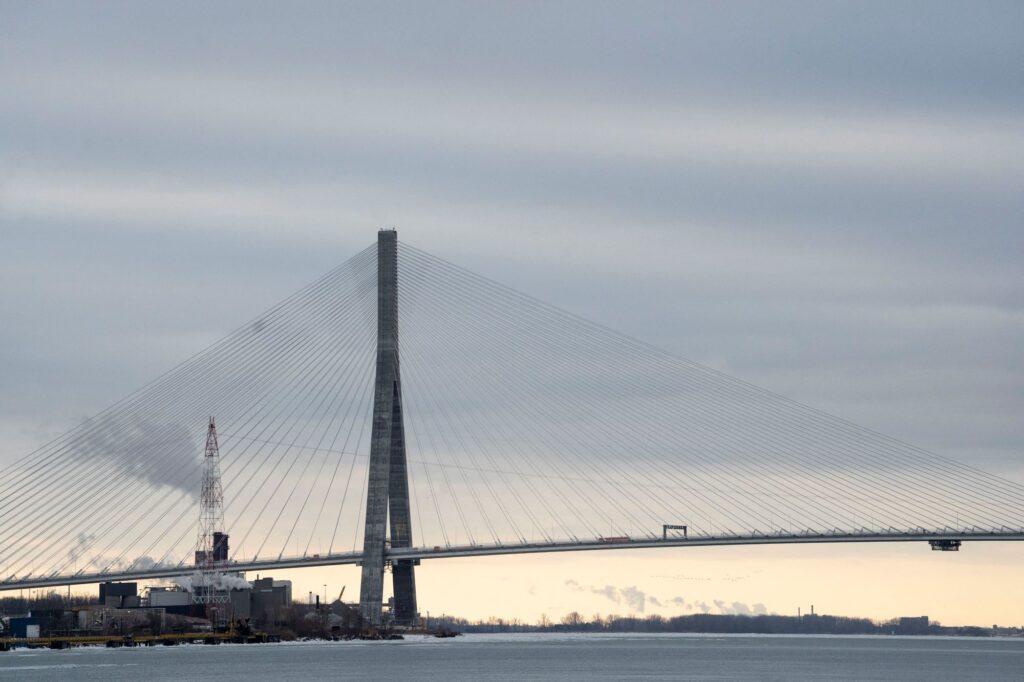Canada Won't Share Bridge Tolls With U.S. Until Costs Recovered