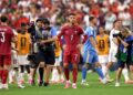 REAKSI kecewa Ronaldo seleps Portugal tewas kepada Sepanyol.- AFP