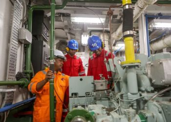 LATIHAN industri bukan sekadar syarat akademik untuk melengkapkan pengajian tetapi merupakan pengalaman pembelajaran yang melibatkan keselamatan, kebajikan dan masa hadapan mahasiswa. -GAMBAR HIASAN