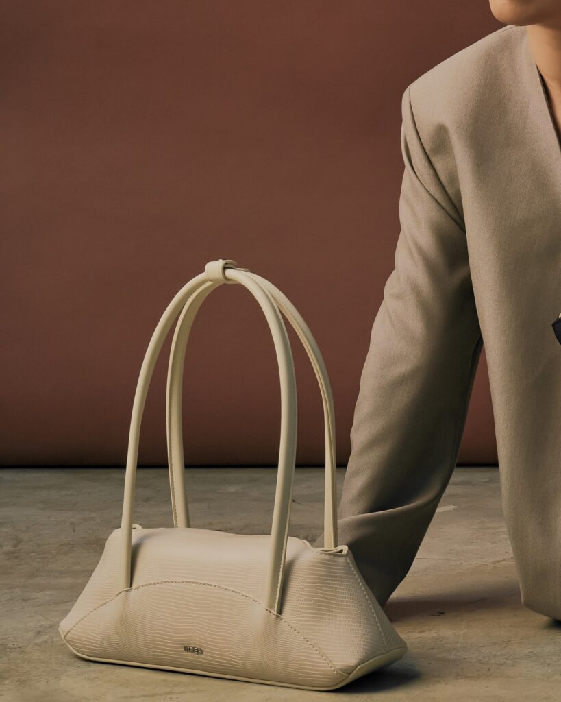 Baguette Bag Adorns the Shoulder