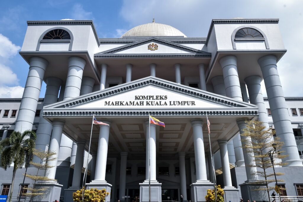 Najib Razak Must Resolve Cases Before Seeking Pardon, Says Group
