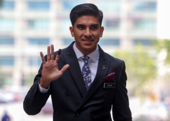 MALAYSIA perlukan pemimpin baharu yang lebih muda, sihat serta bertenaga untuk memimpin negara ini ke arah pembangunan dan kemajuan sesuai dengan kehendak masa kini.