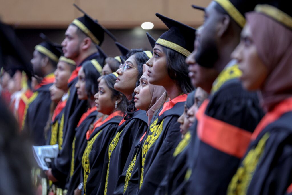 Policy on student intake needs scrutiny