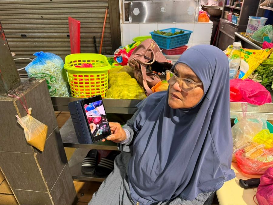 Traders 'Tired' of Facing Floods as Food Court Inundated for Fifth Time This Year