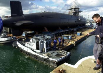 GAMBAR fail sebuah kapal selam Scorpene. - AFP